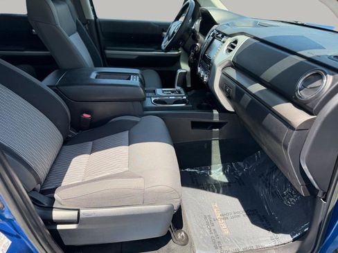 Used 2016 Toyota Tundra SR5 w/ SR5 Upgrade Package RWD image 28