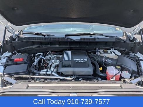 Used 2025 Chevrolet Silverado 1500 RST AWD/4WD image 39