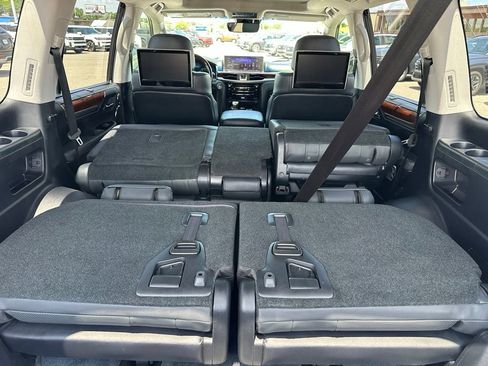 Used 2020 Lexus LX 570 4WD w/ Luxury Package image 39