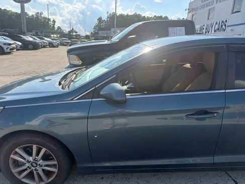 Used 2016 Hyundai Sonata SE FWD image 4