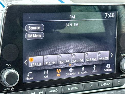 Used 2023 Nissan Rogue SV image 23