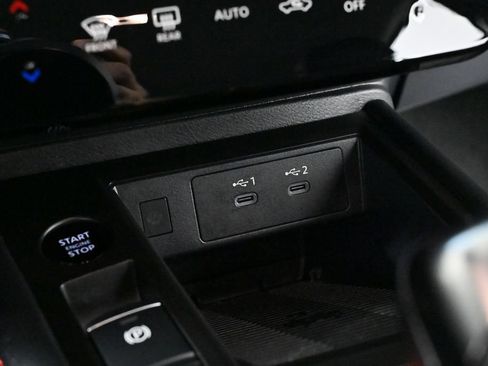 Certified 2025 Nissan Kicks SR AWD/4WD image 23