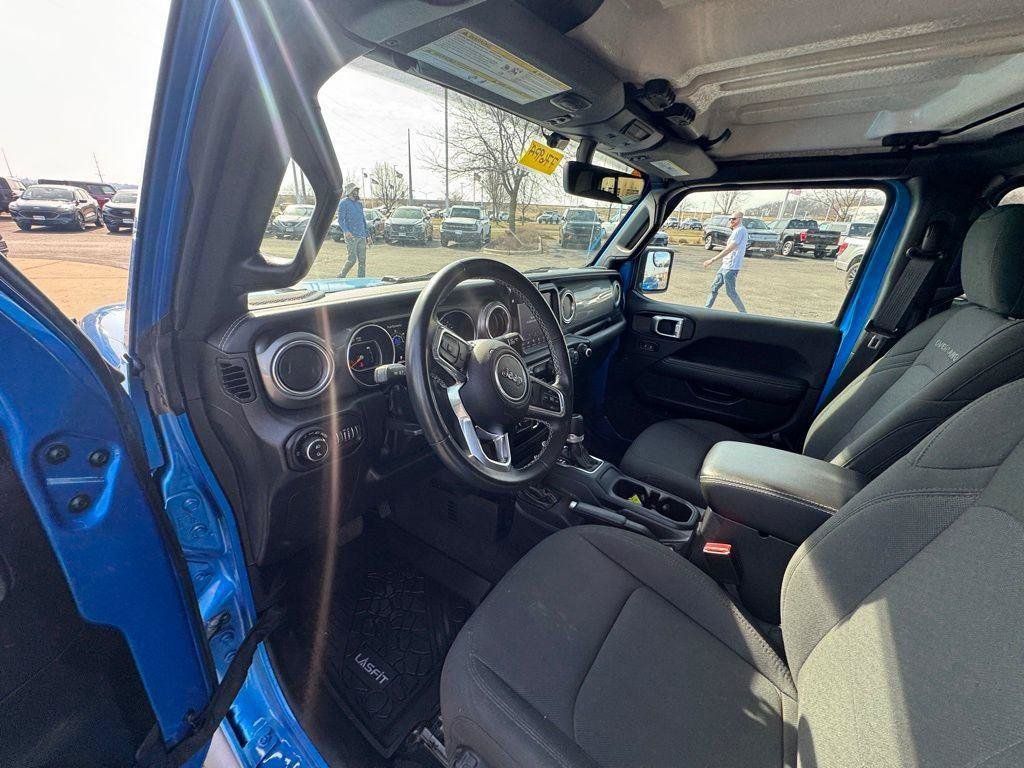 Used 2022 Jeep Gladiator Overland AWD/4WD image 7