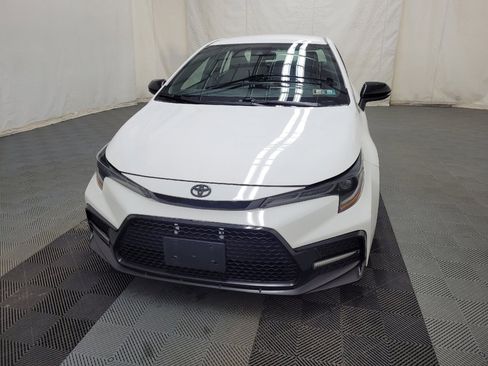 Used 2021 Toyota Corolla SE w/ Carpet Mat Package (TMS) image 15