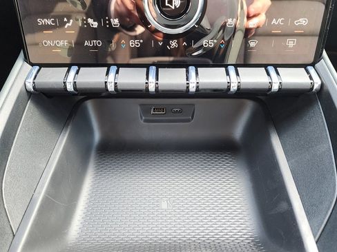 New 2026 GMC Terrain AT4 w/ Convenience Package III image 31