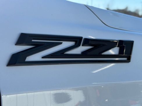 Used 2023 Chevrolet Tahoe Z71 w/ Z71 Off-Road Package image 10