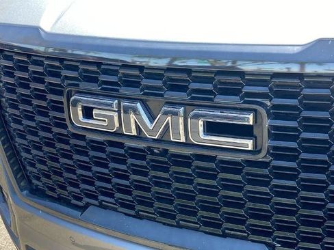 Used 2023 GMC Yukon Denali Ultimate w/ LPO, Floor Liner Package AWD/4WD image 28