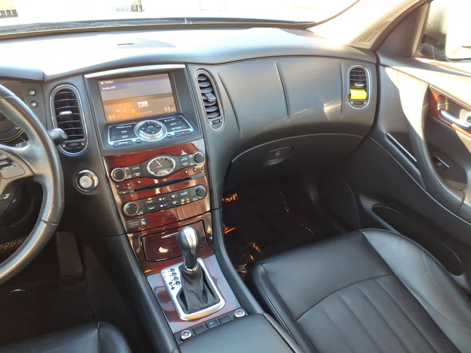 Certified 2017 INFINITI QX50 AWD w/ Premium Package image 14