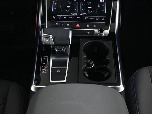 Used 2023 Audi Q8 Premium Plus w/ Premium Plus Package image 14