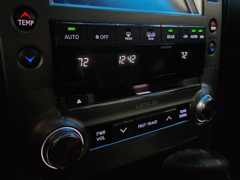 Used 2015 Lexus GX 460 image 35