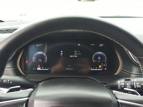 Used 2021 Jeep Grand Cherokee L Laredo image 11