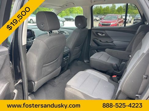 Used 2020 Chevrolet Traverse LT FWD image 15