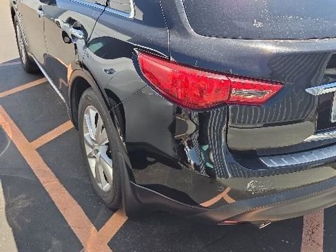 Used 2014 INFINITI QX70 AWD w/ Premium Package image 3