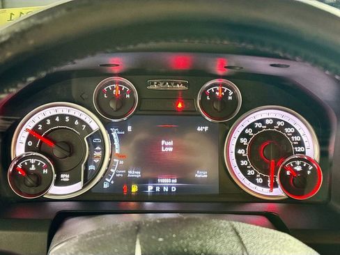 Used 2015 RAM 1500 Classic SLT w/ SLT Plus D←cor Group image 14