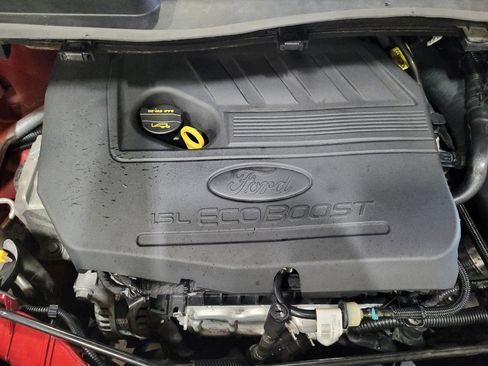 Used 2017 Ford Escape SE AWD/4WD image 30