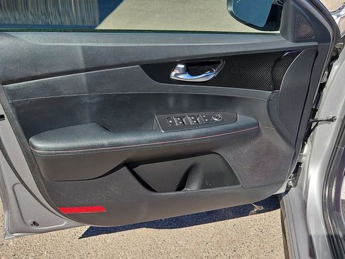 Used 2023 Kia Forte GT image 12