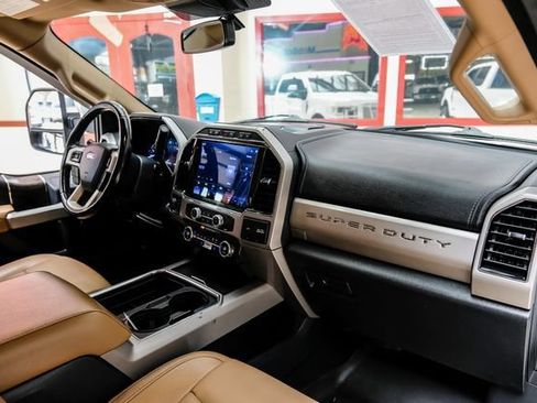 Used 2022 Ford F350 Lariat w/ Lariat Ultimate Package AWD/4WD image 15