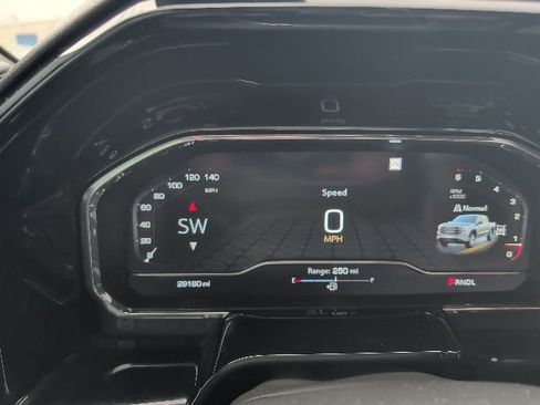 Used 2024 GMC Sierra 1500 Elevation image 13