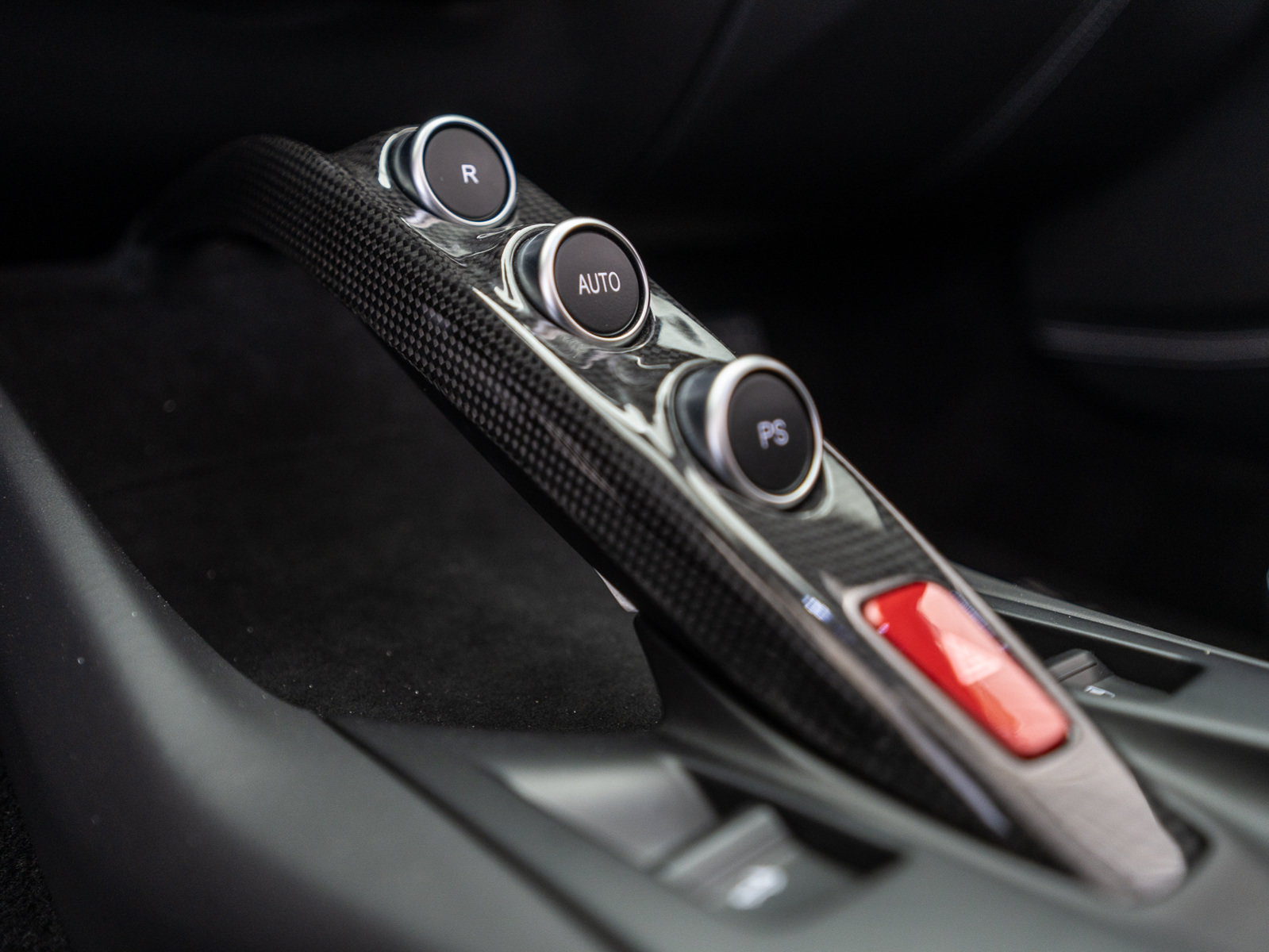 Used 2022 Ferrari 812 GTS RWD image 26