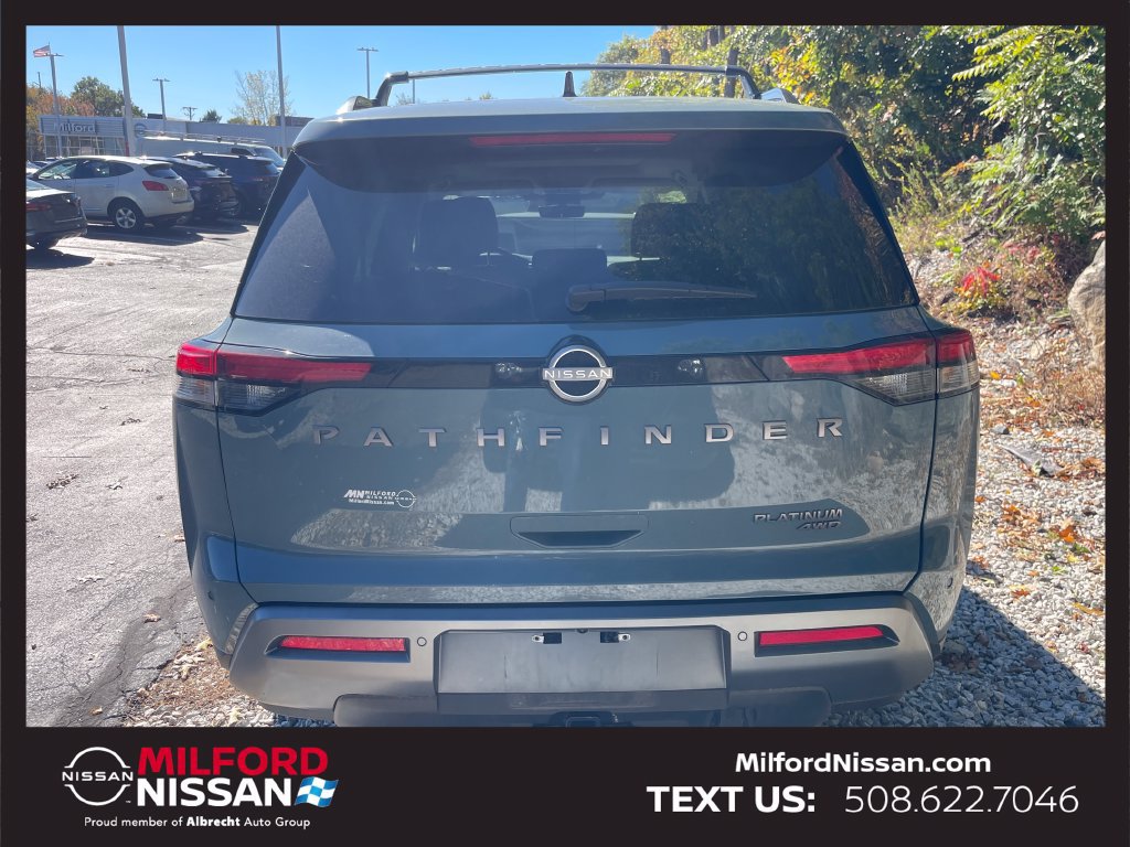 Certified 2026 Nissan Pathfinder Platinum w/ Cargo Package AWD/4WD image 4