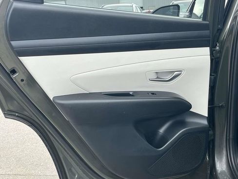 Certified 2025 Hyundai Tucson SEL image 16