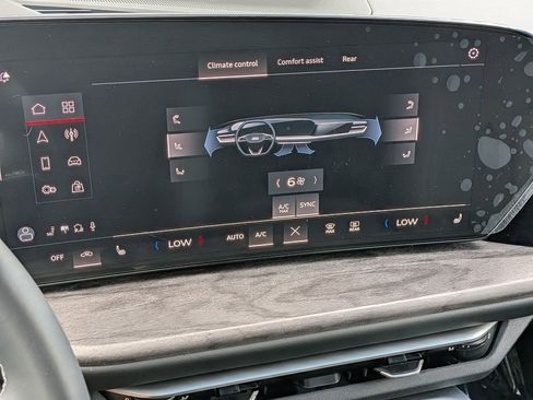 Used 2025 Audi Q5 Premium w/ 19" Wheel Package image 25