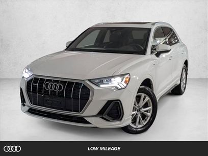 Certified 2025 Audi Q3 2.0T Premium w/ Convenience Package