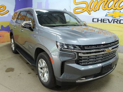 Used 2021 Chevrolet Tahoe Premier AWD/4WD image 2