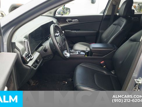 Used 2023 Kia Sportage EX FWD image 7