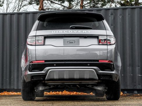 New 2025 Land Rover Discovery Sport S image 7