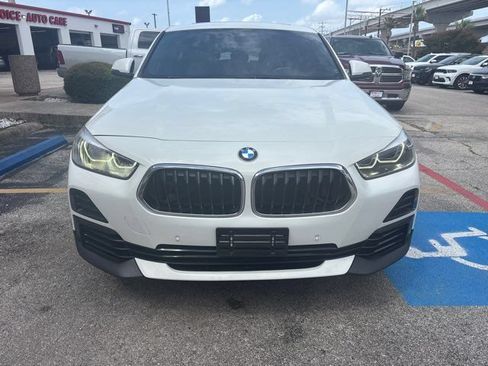 Used 2022 BMW X2 sDrive28i w/ Convenience Package FWD image 2