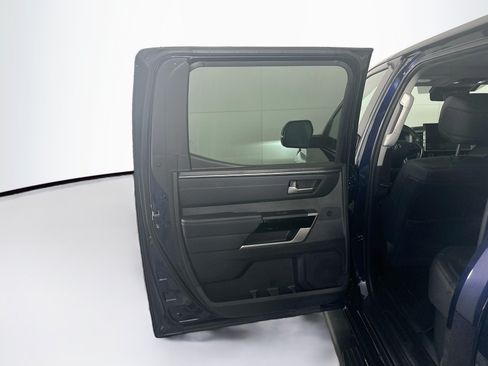 Used 2024 Toyota Tundra Limited AWD/4WD image 27