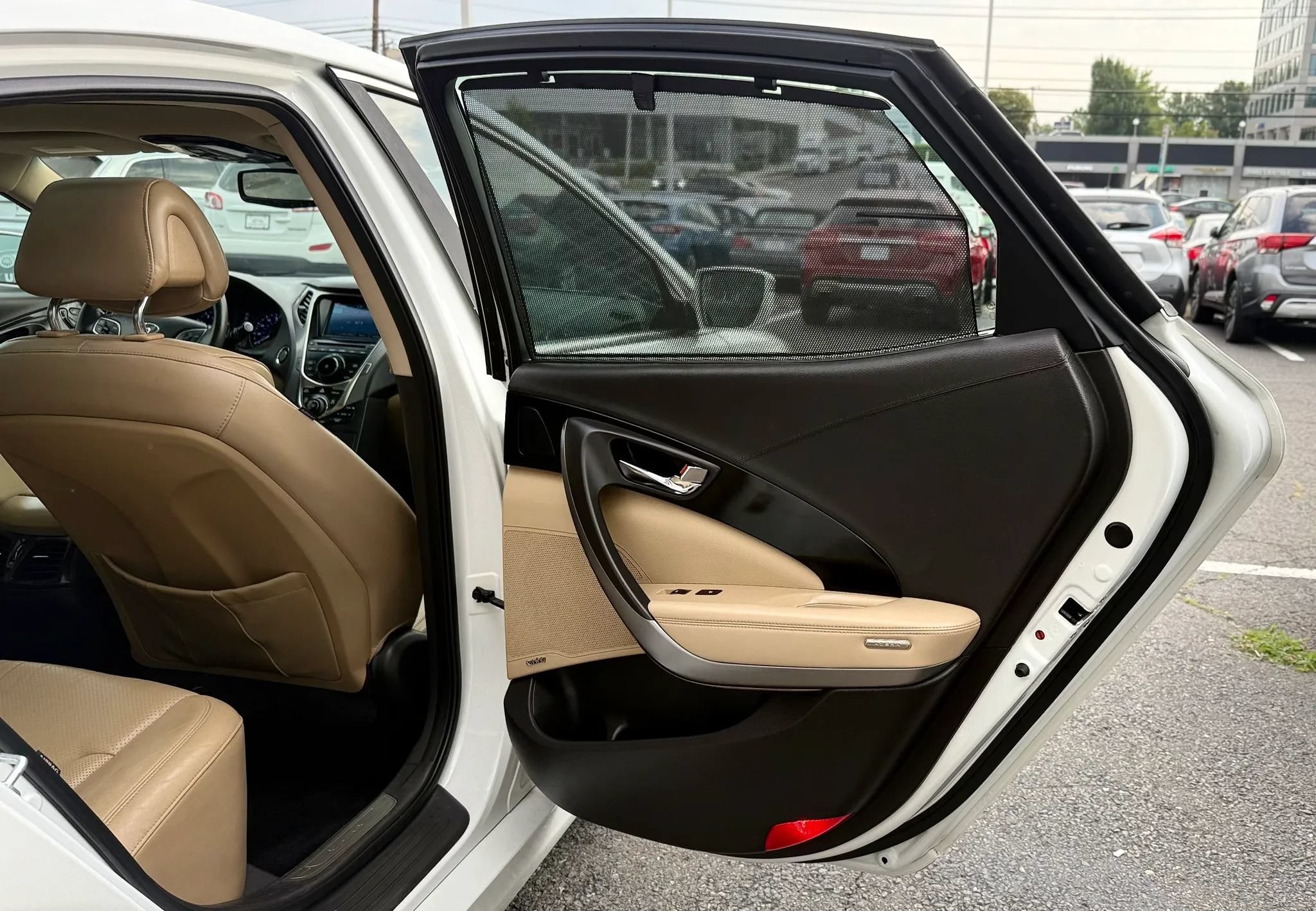 Used 2013 Hyundai Azera w/ Technology Pkg FWD image 33
