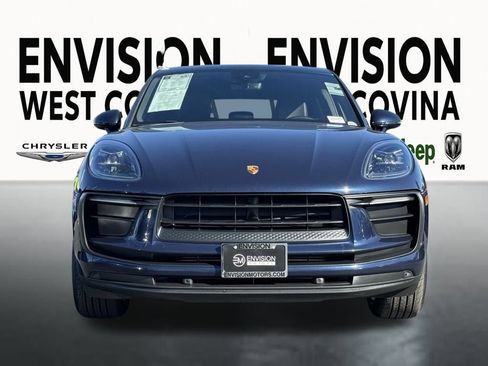 Used 2022 Porsche Macan w/ Premium Package Plus image 3