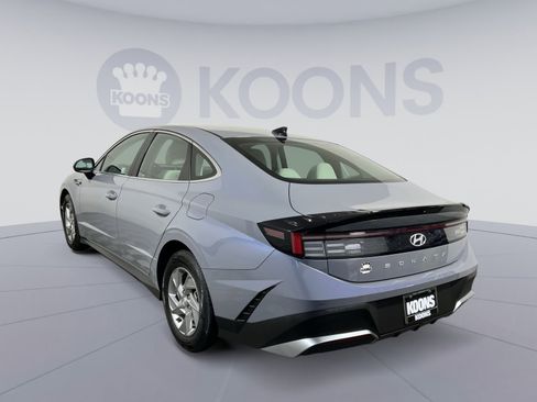 Used 2025 Hyundai Sonata SE image 4