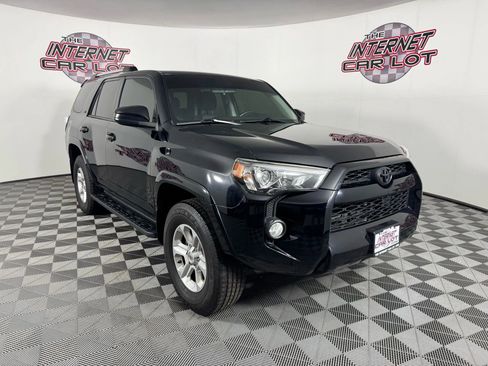 Used 2019 Toyota 4Runner SR5 image 9