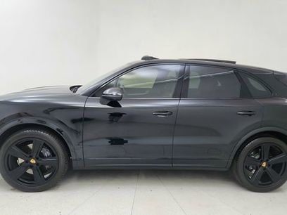 Used 2025 Porsche Cayenne w/ Premium Package