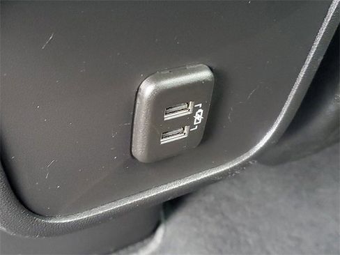 Certified 2024 Chevrolet Equinox LT image 11