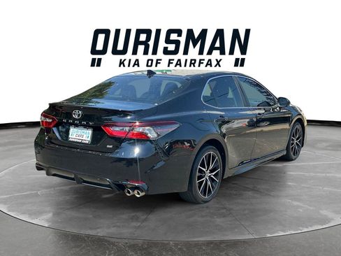 Used 2021 Toyota Camry SE FWD image 7
