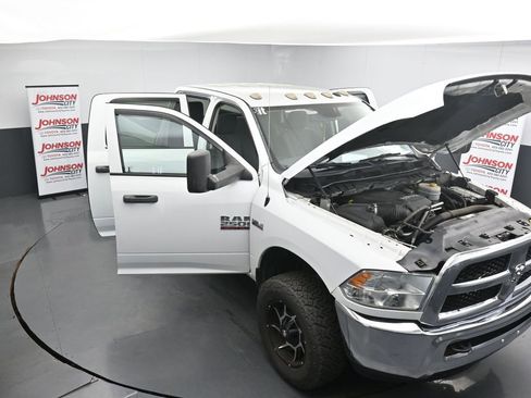 Used 2016 RAM 2500 Tradesman w/ Chrome Appearance Group image 25