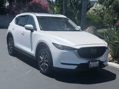 Used 2018 MAZDA CX-5 Grand Touring FWD image 4