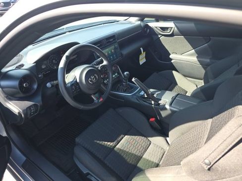 Used 2026 Toyota GR86 RWD image 11