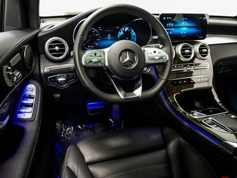 Used 2022 Mercedes-Benz GLC 300 4MATIC Coupe image 13
