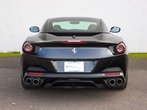 Certified 2020 Ferrari Portofino image 40