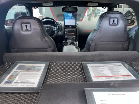 Used 2009 Chevrolet Corvette Coupe w/ Z51 Performance Package image 31