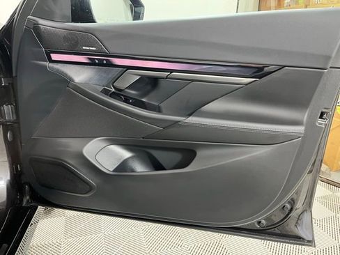 New 2026 BMW 550e xDrive 550e xDrive image 23