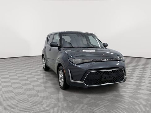 Used 2024 Kia Soul LX w/ Option Group 015 image 2