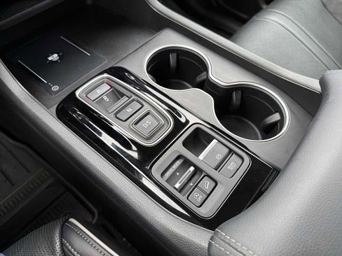 Certified 2023 Honda Pilot Elite image 43