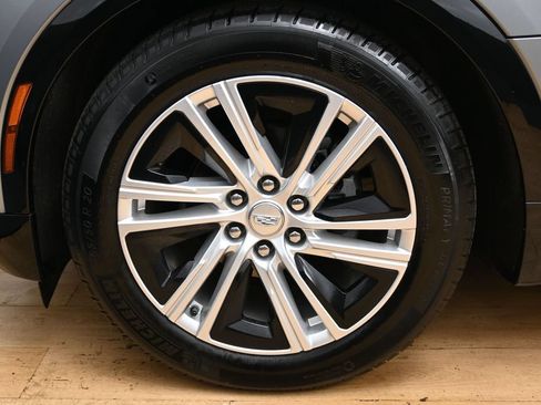 Used 2024 Cadillac Lyriq Tech RWD image 9