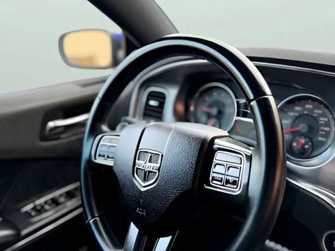 Used 2013 Dodge Charger R/T RWD image 31